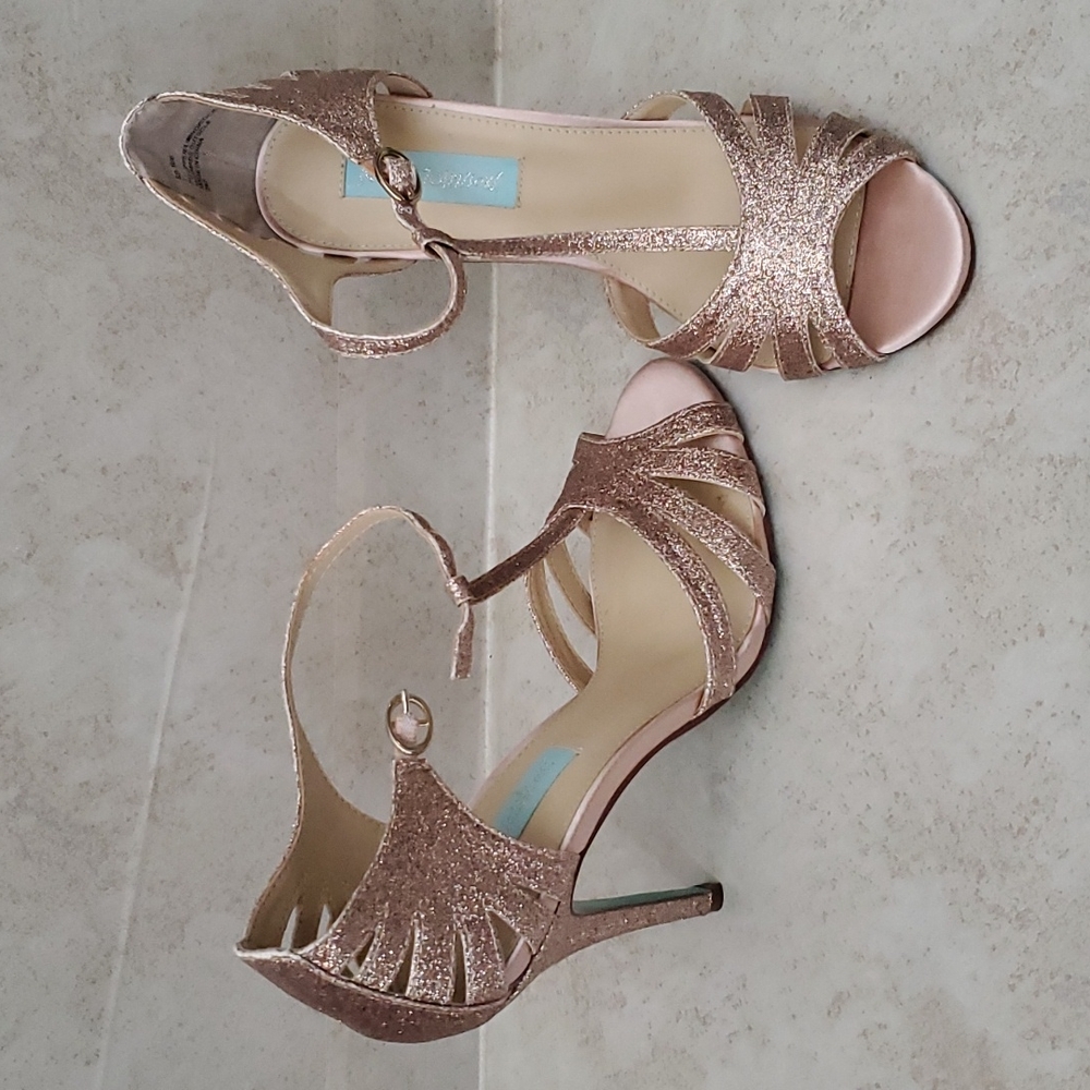 Blue by Betsey Johnson SB-Tee Heels